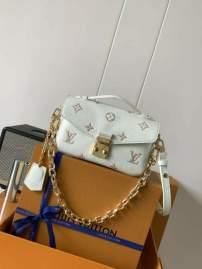 Picture of Louis Vuitton Handbags _SKUfw235415398fw